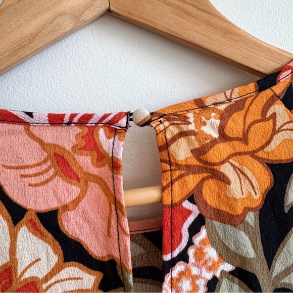 MINKPINK • Rey Raglan Mini Tee Dress - Picture 8 of 13